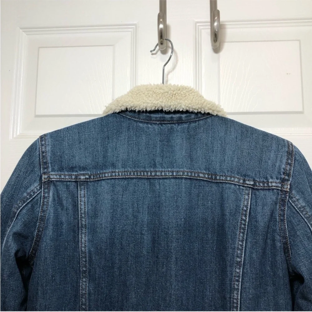 Gap Women's Sherpa-Lined Denim Jacket Medium Wash Jean Jacket S_7